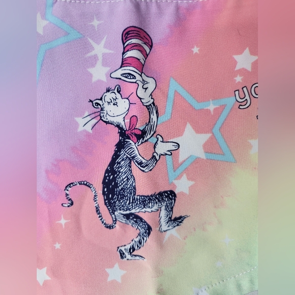 NEW Cat In The Hat Tooniforms Dr. Seuss V-Neck Scrub Top Small Licensed NWT - Picture 11 of 17